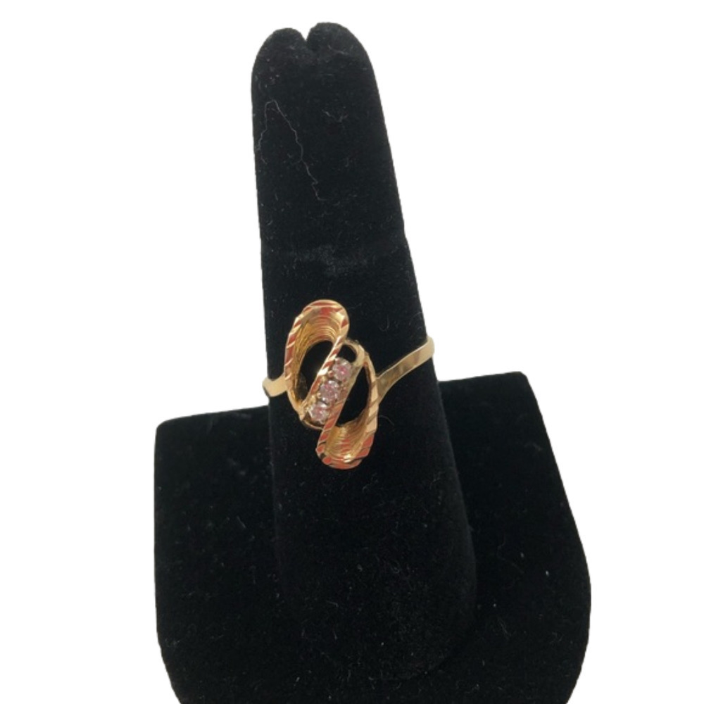 AE Designer 10K gold ring with Diamond Chips